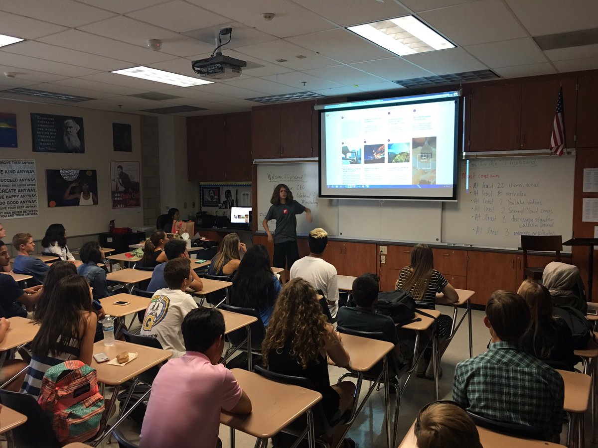 LOHS_Grizzlies's tweet photo. Exciting things happening in Mr. Wiedmans room as students give presentations using Flipboard w/CEO present #clawsup https://t.co/T5EbsEFWit