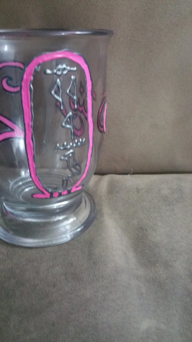LillyTrasures's tweet photo. Handpainted mug. Name is written in arabic and hieroglyphic with first initial english lettet #etsy #hieroglyphic https://t.co/aXWGXorEta