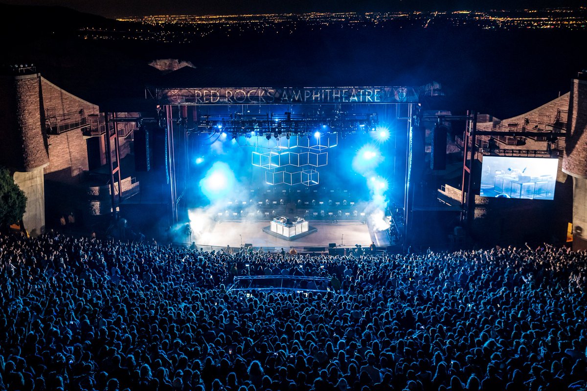 flumemusic's tweet photo. Red Rocks that was absolutely incredible, thank you @vincestaples @chromesparks @hwlsmusic &amp; @RedRocksCO https://t.co/VDHIrP0pnj