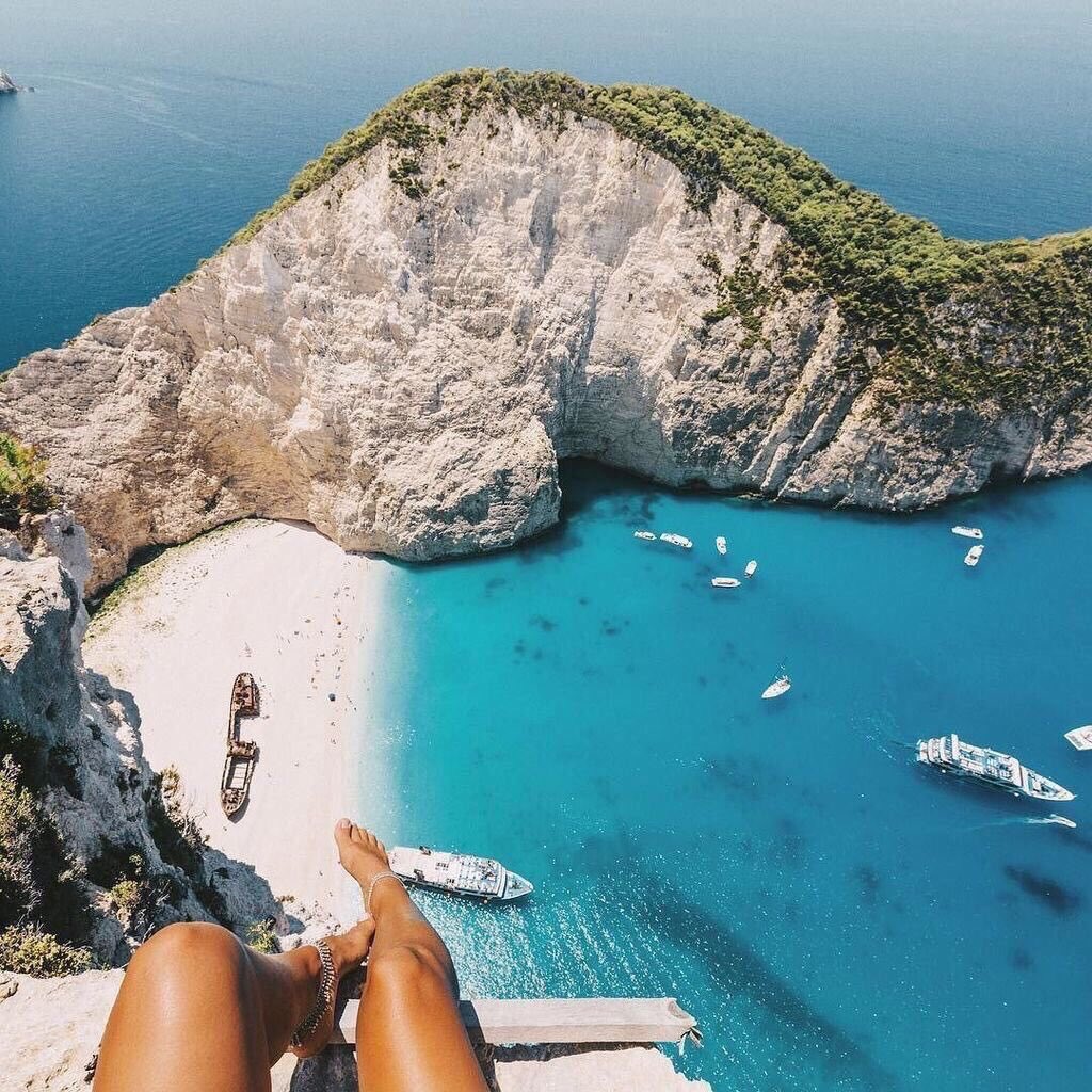 TikTonks's tweet image. Greece is such a beautiful place 😮😱🇬🇷
