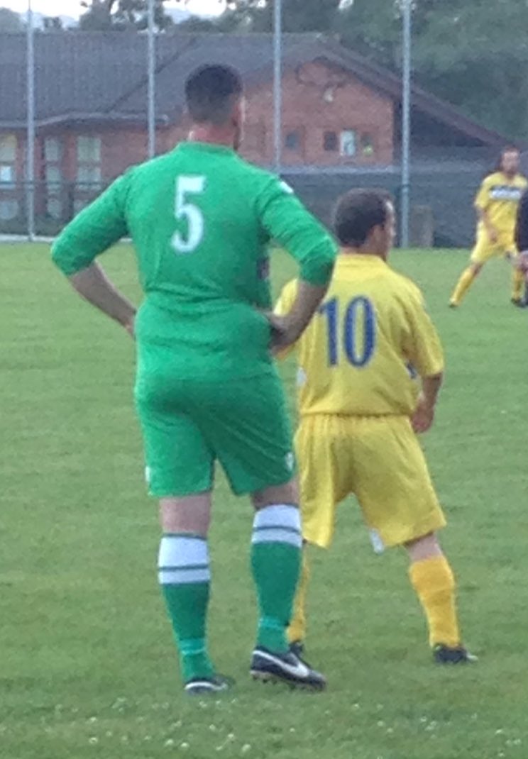 andypandajarman's tweet photo. And there was me thinking 5 was half of 10 @abermuleafc @MeredithTony https://t.co/oY7inCfrmJ