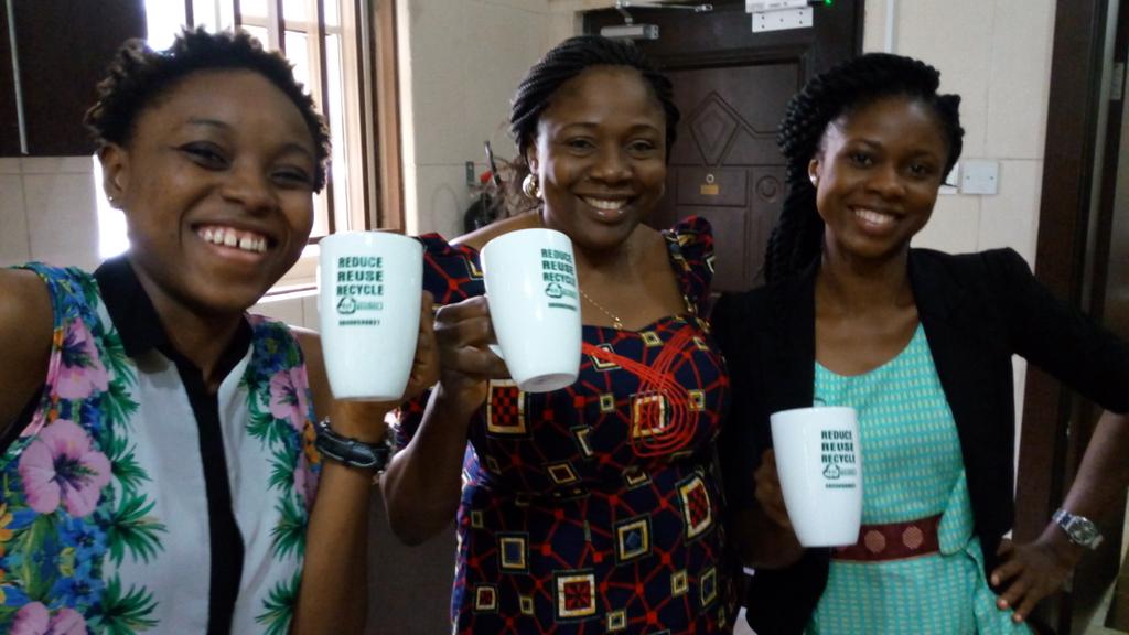 eisnigeria15's tweet photo. My colleagues in d office+EIS Fans/donors of recyclables plastic also received theirown EIS Recyclers Branded Mugs https://t.co/QOHwvJamxm