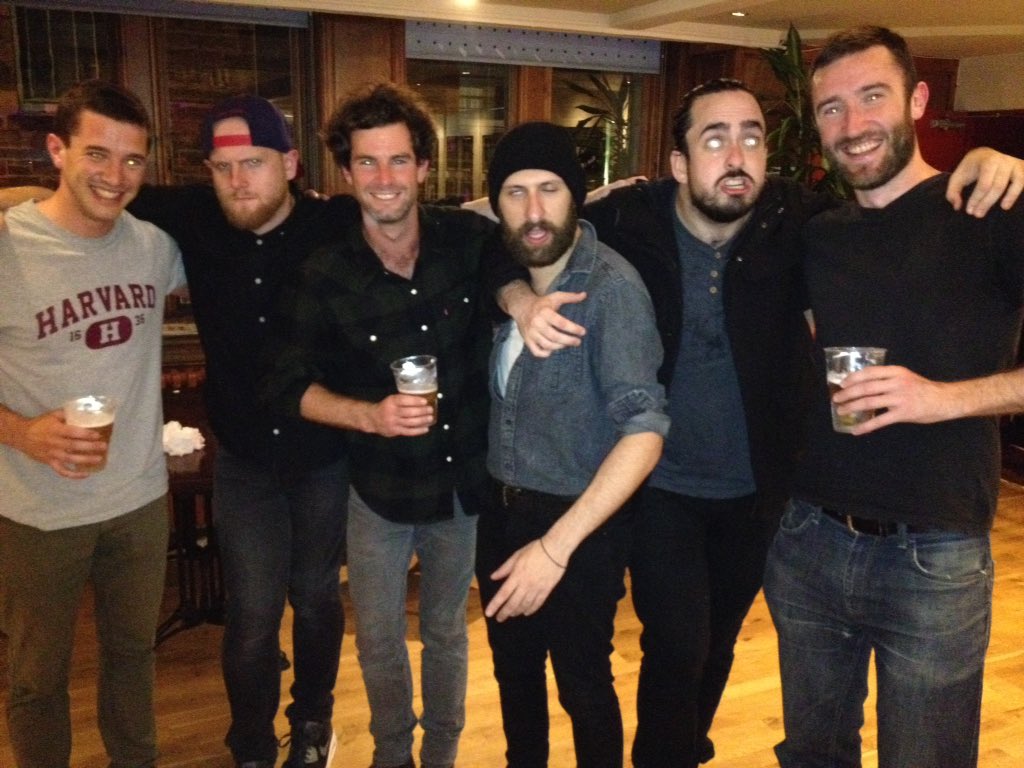davidtaylor598's tweet photo. @AuntyDonnaBoys bevvies with the boys #haventyoudonewell https://t.co/UBvdPpjfTM
