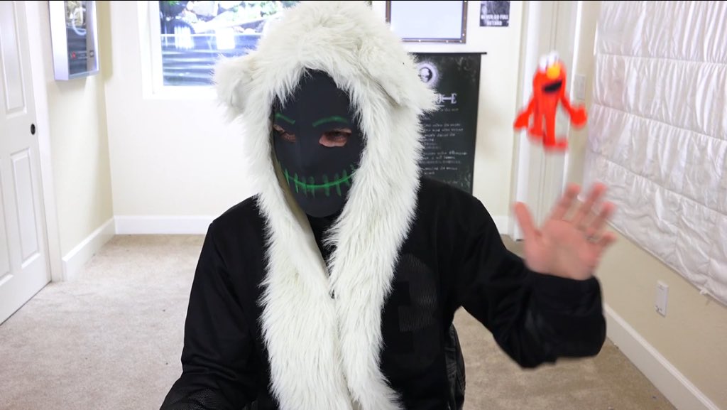 RoseSmirking's tweet photo. @jacksfilms how about Onision?? #fixpics https://t.co/87WIUmkWV2