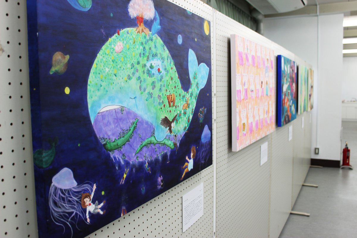 横浜美術大学 Twitterissa イラストレーションコースの展示準備万端です 3年生は 共生 というテーマで 4年生は卒業制作に向けた成果を展示しています ハマ美 横浜美術大学 イラストレーション T Co G9sk2ifqxl 横浜美術大学 Twitterissa イラストレーションコースの展示準備万端です 3年生は 共生 というテーマで 4年生は卒業制作に向けた成果を展示しています ハマ美 横浜美術大学 イラストレーション T Co G9sk2ifqxl