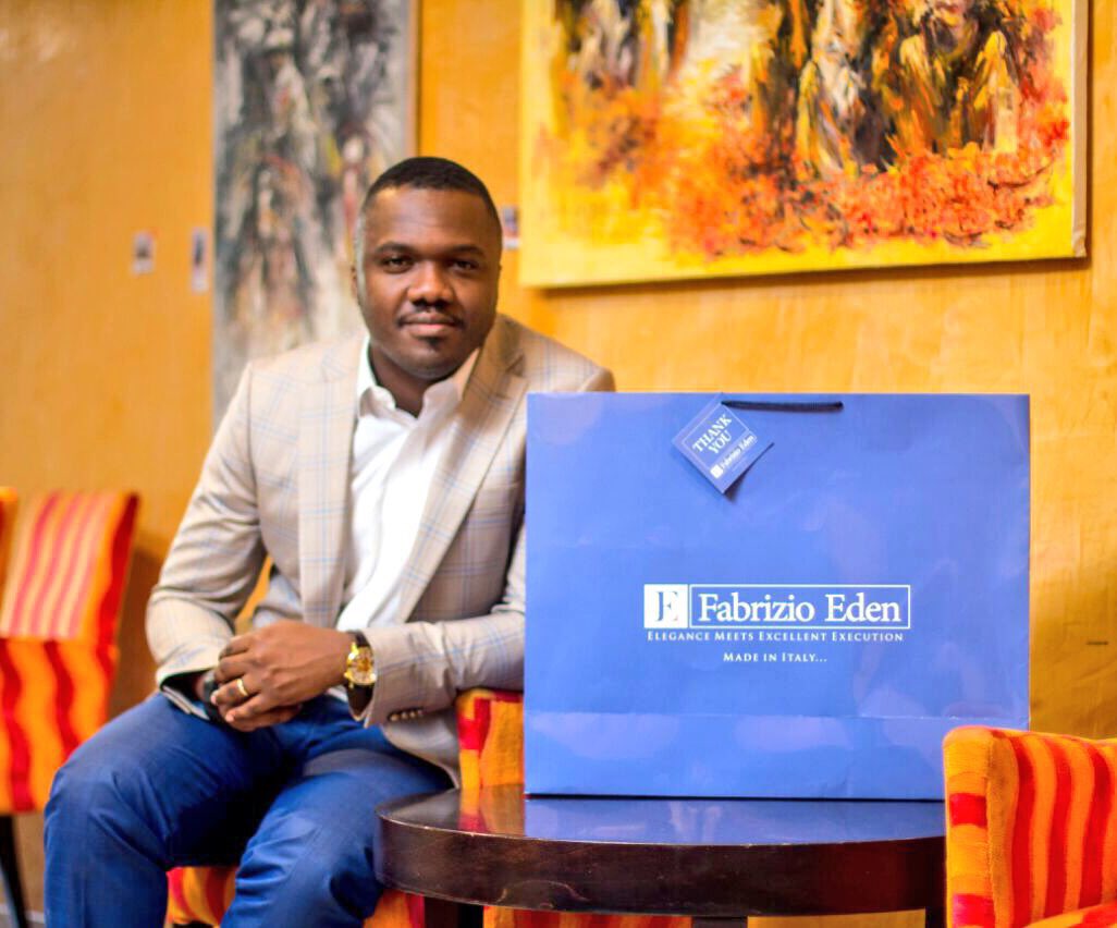 FabrizioEden's tweet photo. Do you have ur @FabrizioEden?

Call 08140000001

#ItalianSuits
#Balzers
#TGIF
#MensFashion

@FemiEnigbokan @davidwej https://t.co/PUb3u8C3Tb