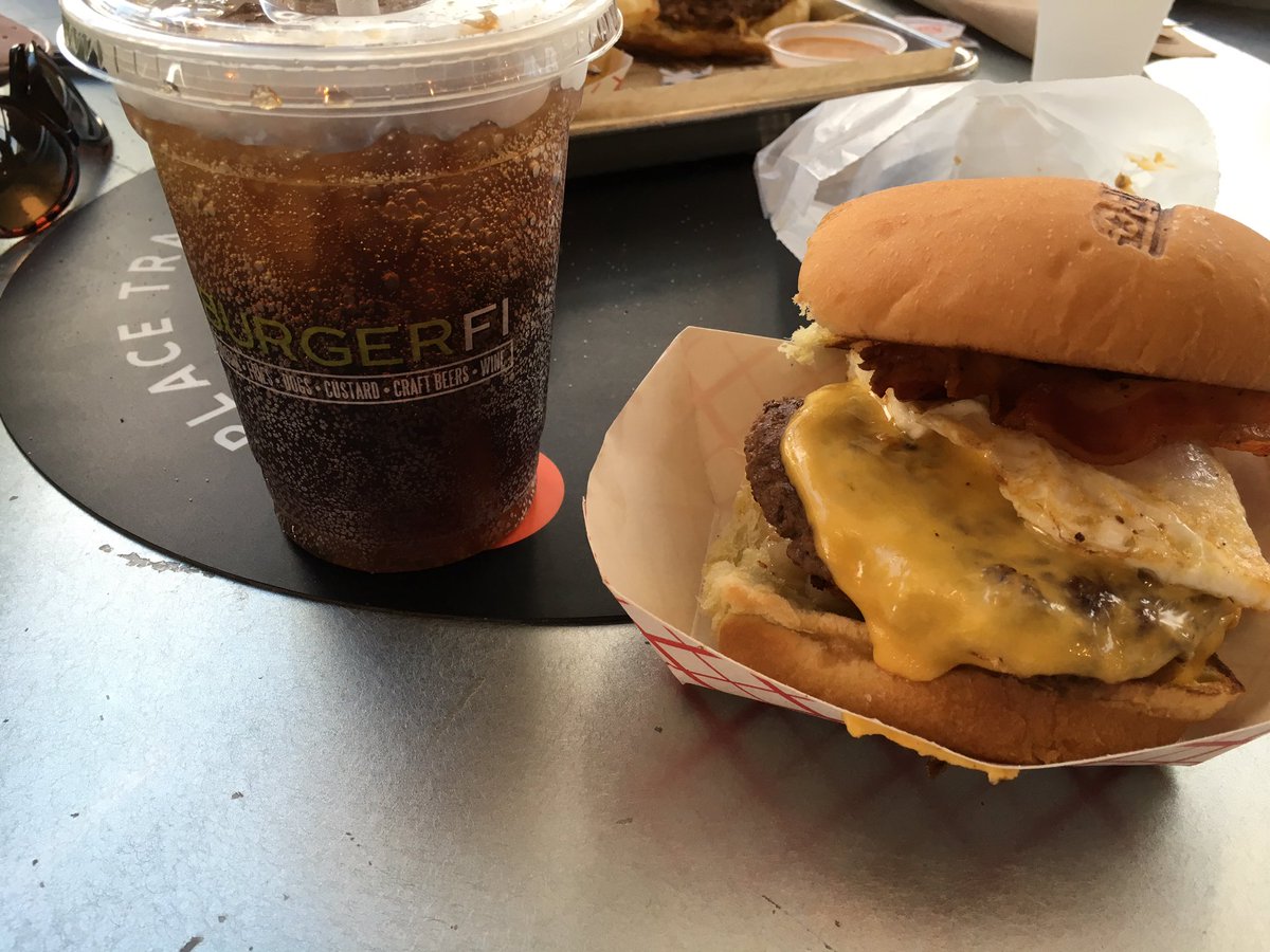 OzIsCTown's tweet photo. #Bugerfi breakfast burger! Patty, cheese, egg, hash brown, bacon and onions! @KenCarman https://t.co/BFsirbm3rb