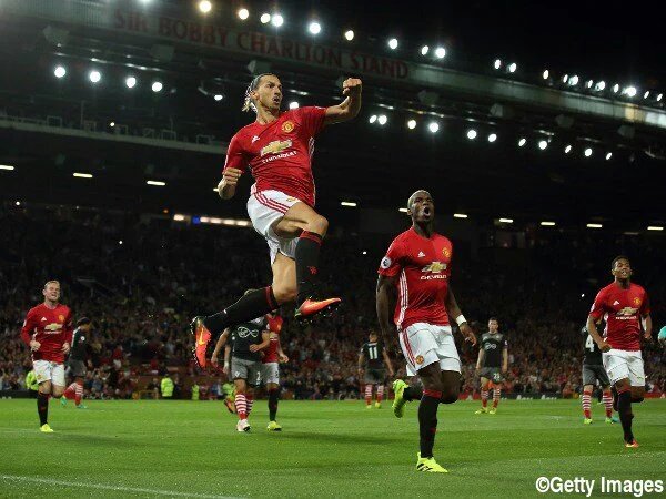0014blog's tweet photo. この並びは恐怖。
#Ibrahimovic #PogbaTime https://t.co/F5m9j40DJ2