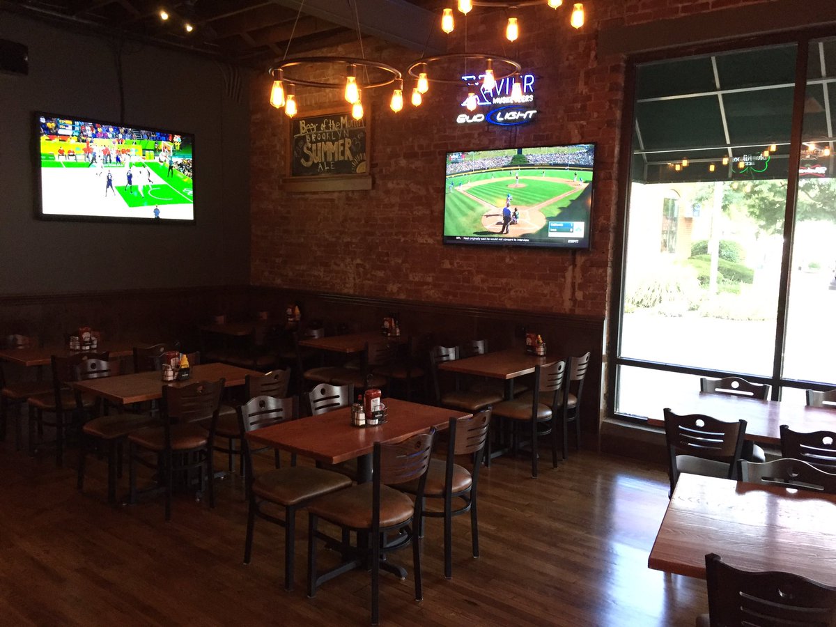 Obryons's tweet photo. We are open for business!! Stop in and check it out!! #obryons https://t.co/7DrL1Ce1Bv