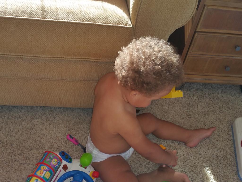 FindinMyNewNorm's tweet photo. My boy!#Titanfall2 #WorldPhotoDay #TeamUSA #UFC202 #babyboy #Prince #RioOlympics2016 #UsainBolt #Note7 https://t.co/pJ3oJcGwHB
