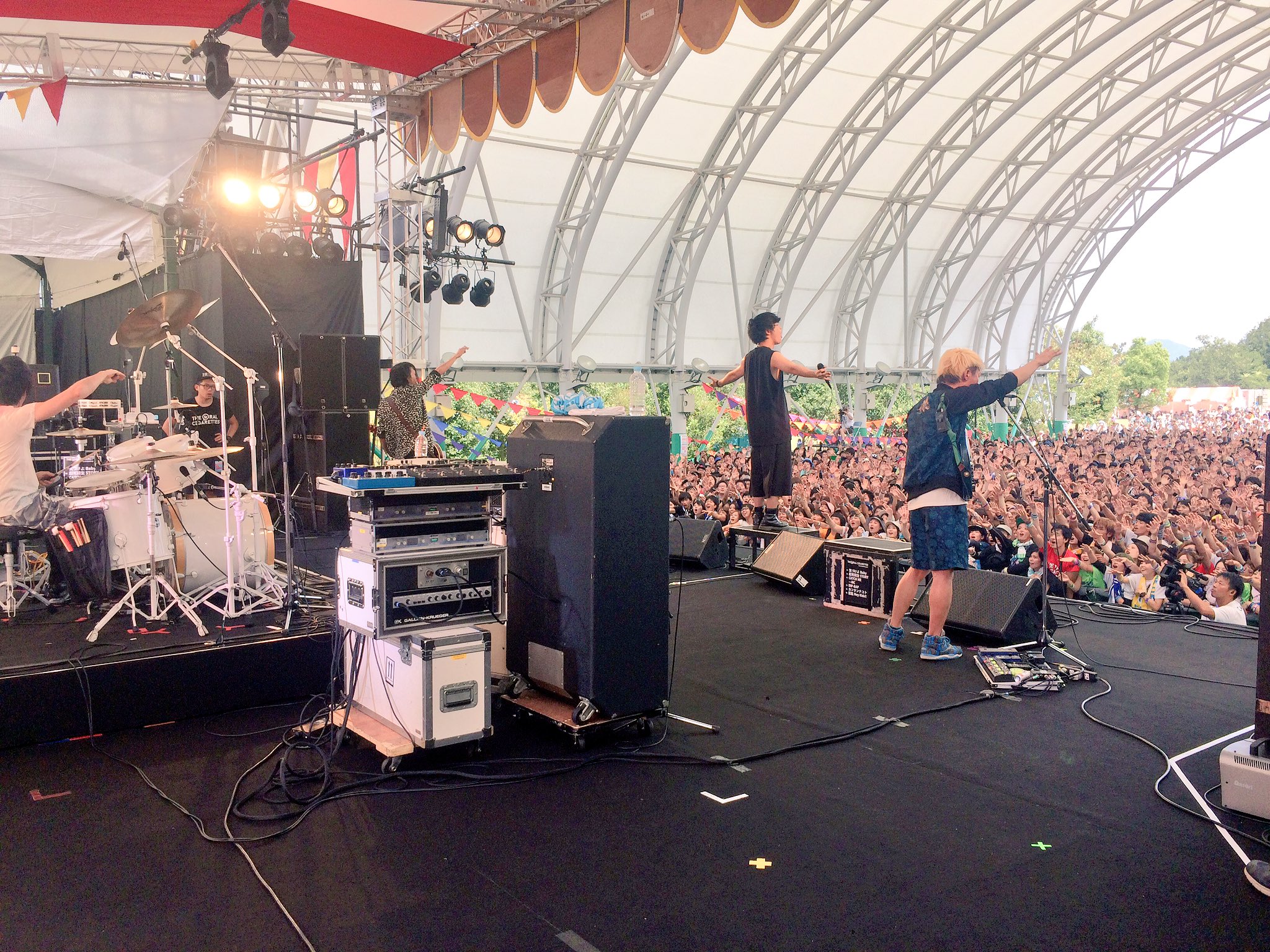The Oral Cigarettes Pa Twitter Monster Bash出演終了 暑い中ご覧頂いたみなさん ありがとうございました たくさんの方に集まって頂けて とても嬉しかったです また必ず香川にライブしに来ますので よろしくお願いします T Co Ku2sooklqv