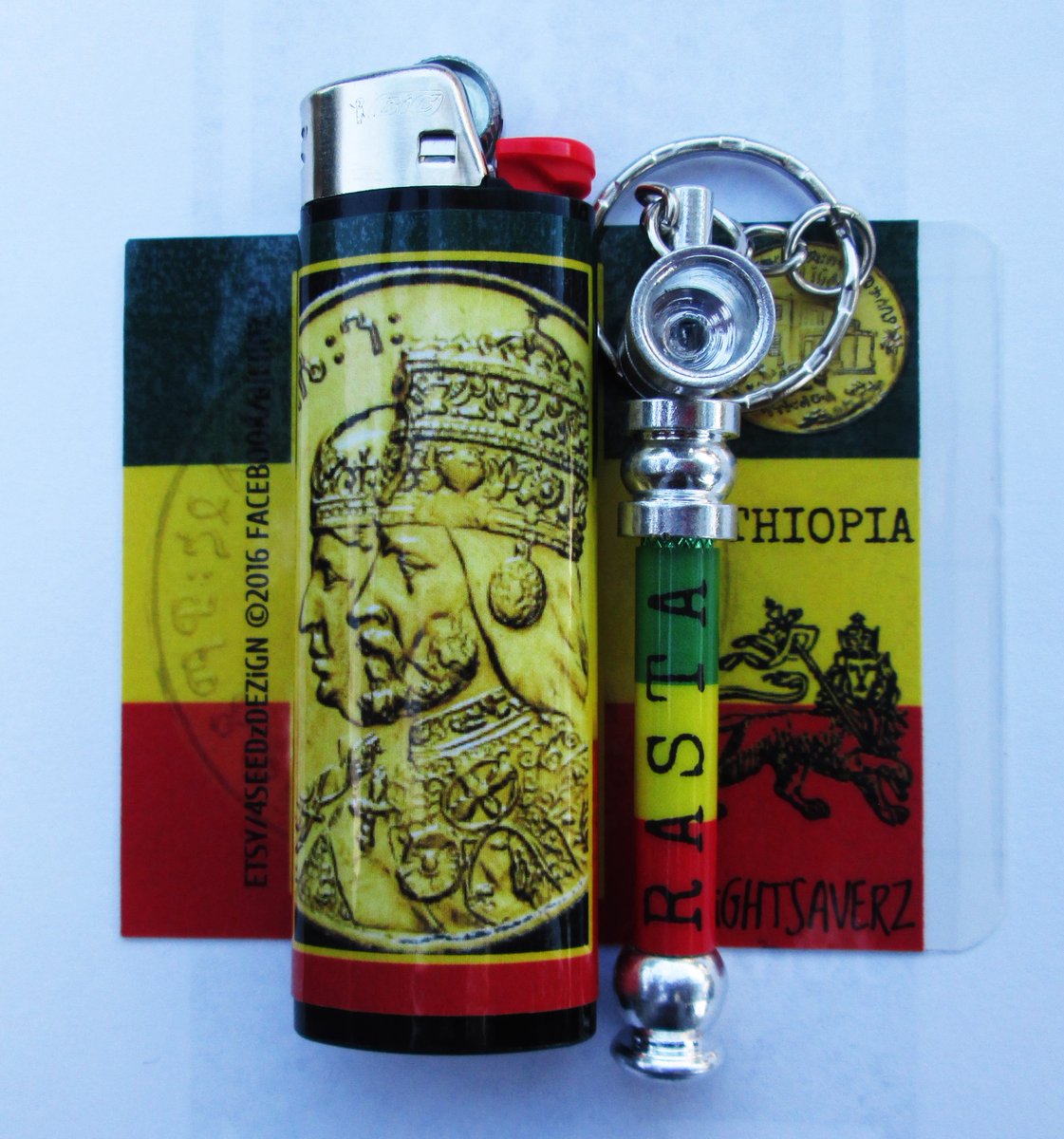 VAzFiNEZT's tweet photo. #LiGHTSAVERZ & #PiPEWRAPZ
#ETHiOPiA #RASTA #KiNGandQUEEN
https://t.co/Huvx7Gjg6k https://t.co/qe8hyrAoXV