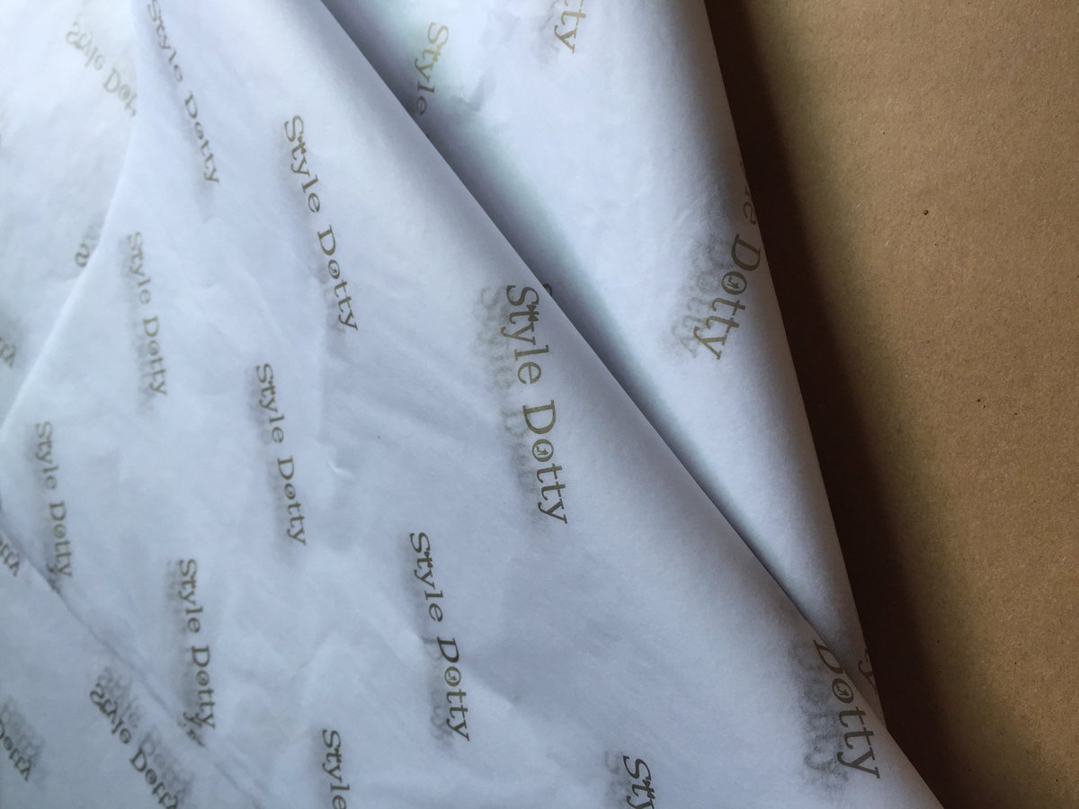 Print_Unions's tweet image. #tissuepaper  #clothingwrappingpaper white color + gold logo