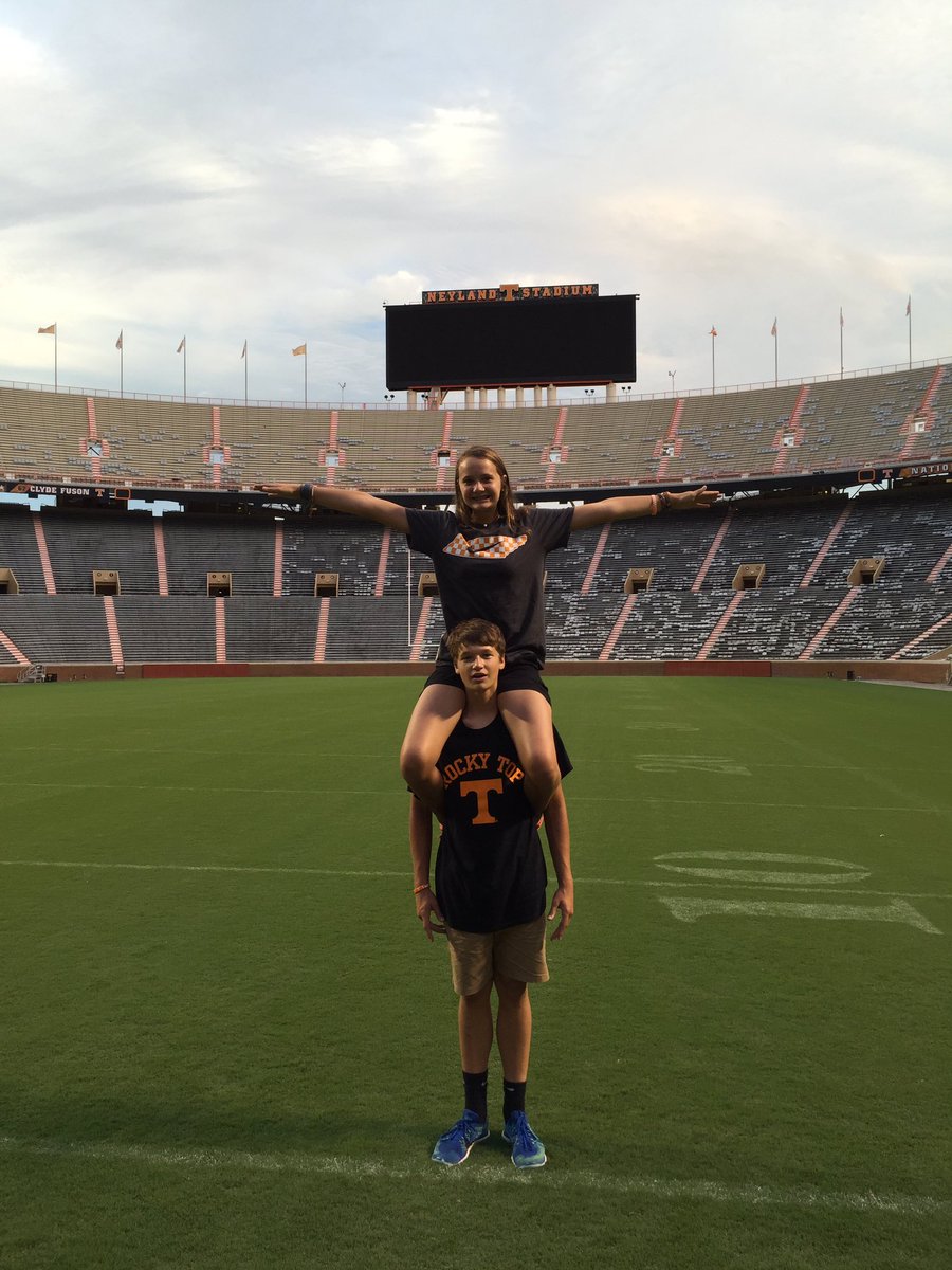 maryg543's tweet photo. WE HAD A BLAST #GOVOLS  #1of120 #box59 @oneof120 @williamsnow02 @jillnorton https://t.co/2ZB8wYTqgG