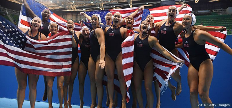 TeamUSA's tweet image. The women of @USAWP have won back-to-back #GOLD medals! 

#UltimateTeamMoment @UltimateHCM 

go.teamusa.org/2bDSiIa