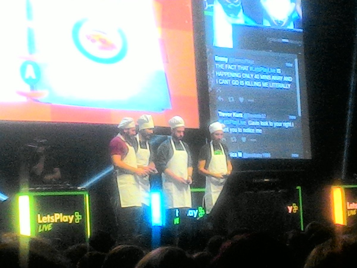 MickWithAMouth's tweet photo. Playing some Overcooked. #LetsPlayLive #LetTimCook @TimGettys https://t.co/0iBJ7ocfvw