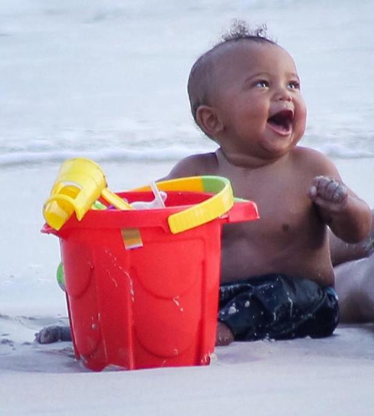 jlodash's tweet photo. He's so cute 😍😍😭 https://t.co/qadmoudnyn