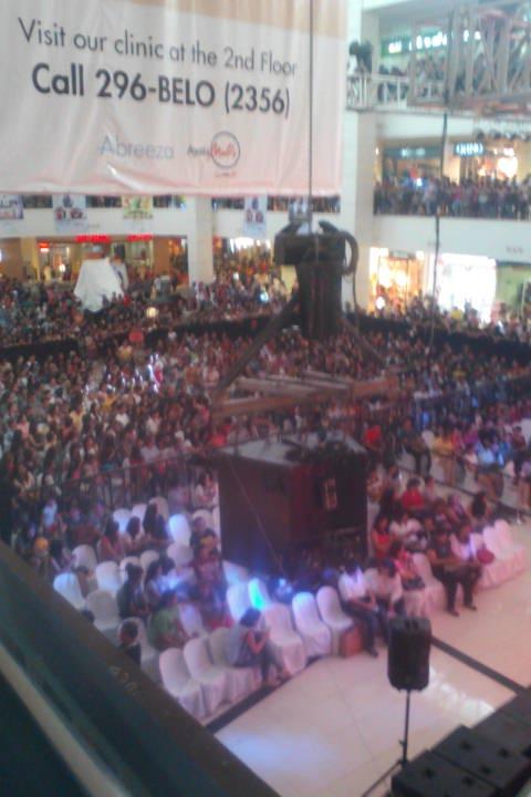 alfitri_sajili's tweet photo. We love You ASAP 😍😍
#ASAPinKadayawan
#AbreezaAyalaMall
#breezykadayawan https://t.co/xQmrHZXaq4