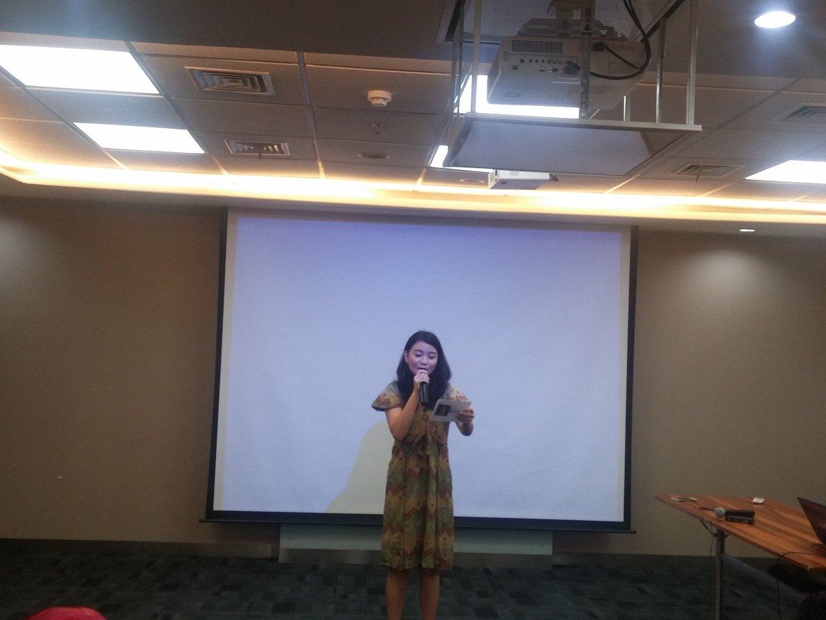 InspiratorFreak's tweet photo. Acara dibuka oleh MC Octavianti Fransisca #BeHeard4Communities #JoinCAGTC https://t.co/wU85LmxFds