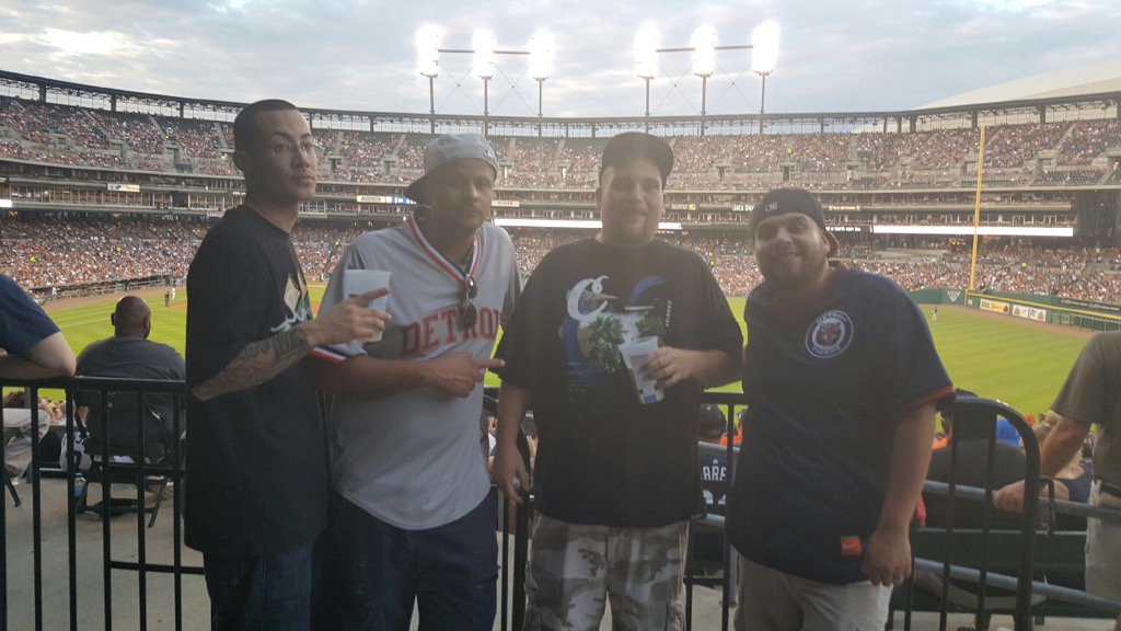 rubswift787's tweet photo. At the tigers game wit sum Fam #welost #buthadfun https://t.co/YECaV2HBsw