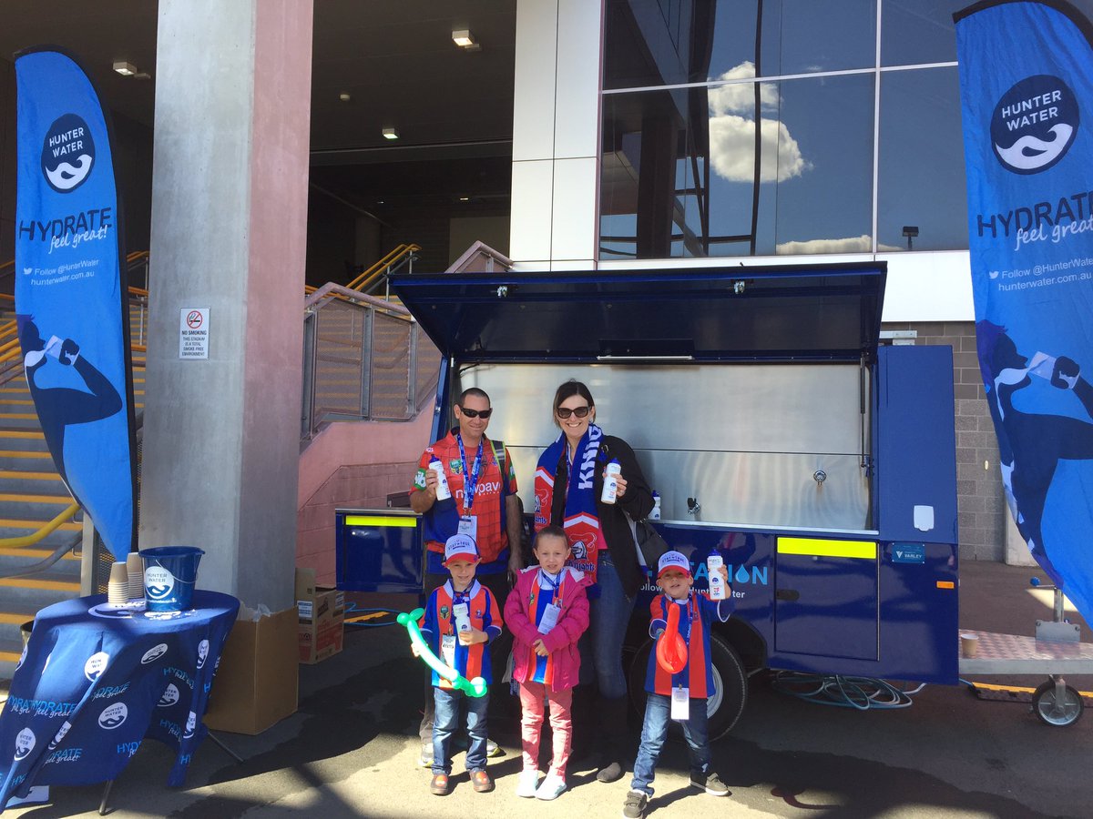 HunterWater's tweet photo. Come and enjoy an icy cold water inside the main gate #StayTrue #Knights #HunterStadium #HydrateFeelGreat https://t.co/6iU5dhTs8t