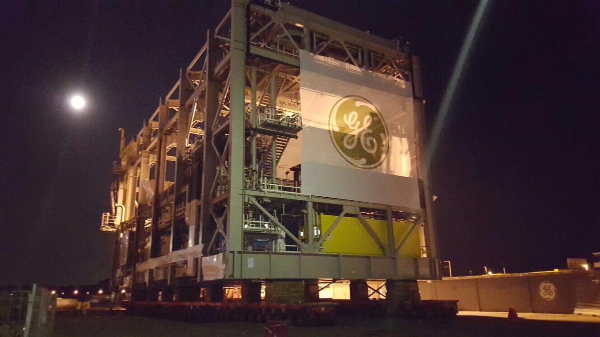 davide_iannucci's tweet photo. UpperZakum 1st Module: that’s what we mean when we talk about fueling the future @ge_oilandgas #GEProud #Fueling2016 https://t.co/OxKmFZ2bdq