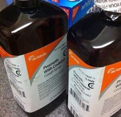 TharealMrRogers's tweet photo. @Sancho_Saucy wen u come to Miami I got that drank all day #SlurrrGang #ActAintDead #MoneyTalks https://t.co/MLjDJSWG48