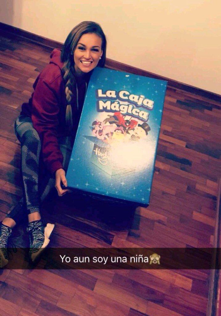 13_analyz's tweet photo. Es una bebita 💕 https://t.co/X7PrEep5Eo
