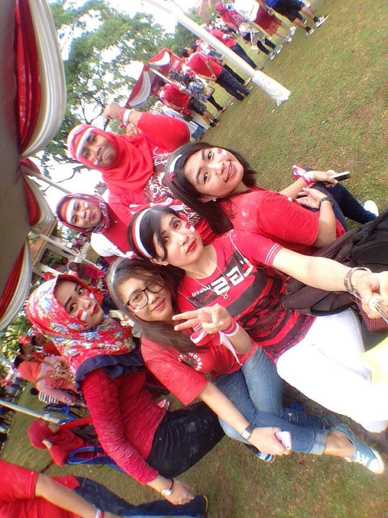 arrabidin's tweet photo. Sisaan HUT RI -71 @rumahdinasBankMandiri https://t.co/UzIRjIKO9Z