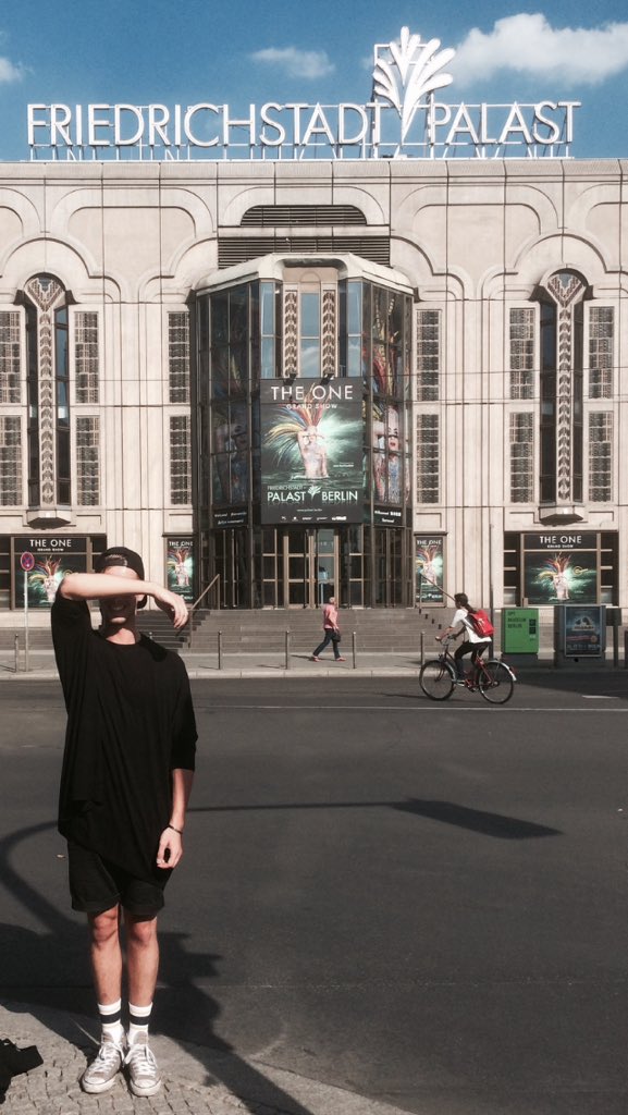 Getting in the mood for #dinnershowpandora @PalastBerlin start rehearsals in a few days!!