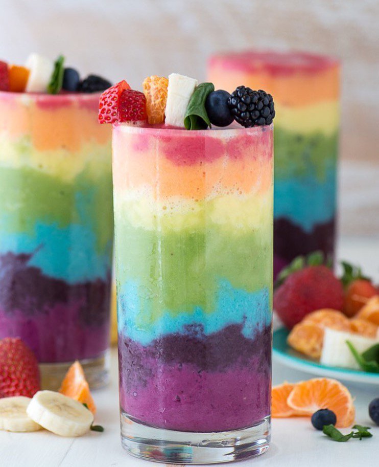 HealthFactoryAE's tweet image. What incredible #rainbow smoothies!! 🌈|| We can't wait to try one of these! 🙌🏻 Full #recipe with 📸 #zintnutrition