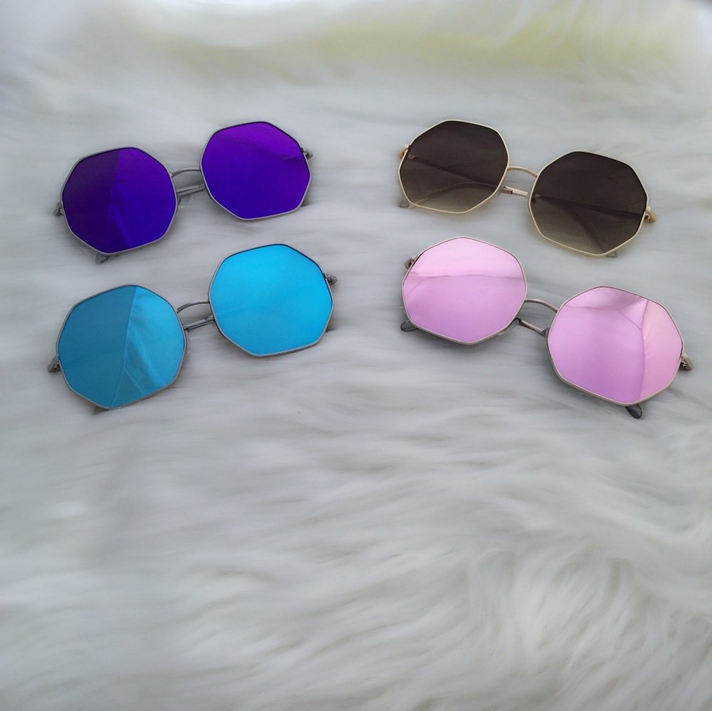 LunAzulLA's tweet photo. Visit Us At https://t.co/Exe8LIIuAR for more Stylish Sunglasses
#OctagonSunnies #FashionSunnies #Style #StyleBlog https://t.co/uQ4T8EXEiD