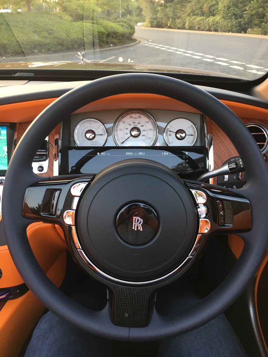 FastFoxAdam's tweet photo. Absolutely Beautiful #RollsRoyceDawn @rollsroycecars
Ultimate #Luxury & Performance
#MODEdrives #SuperCars https://t.co/97of9ItmsA