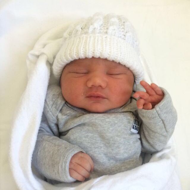 Phardik1625's tweet photo. My sweetie pie, princess my cute baby Jensi... https://t.co/iYQX70qVLV