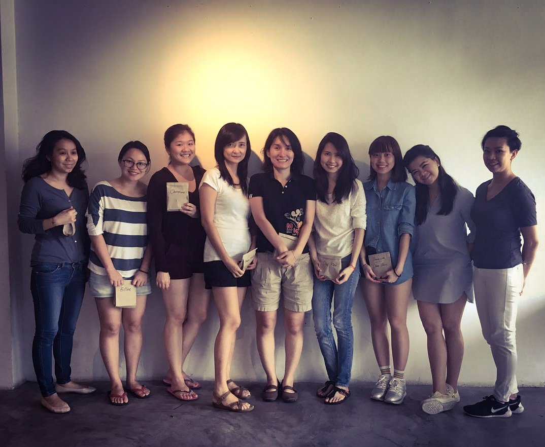 Slowsoaps's tweet image. Shout out to thank all d ladies in d house, sis, Awegallery &amp;amp; Awesome Canteen. This is what a great day feels like.