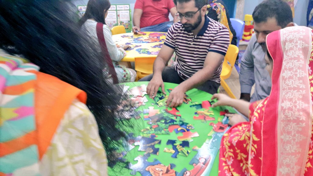 amschool80's tweet photo. Parents while having an interactive session at open house https://t.co/ka8A1LnexZ