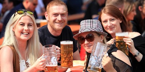 welcomescotland's tweet photo. Don't miss out! There's two days let to WIN Edinburgh Oktoberfest tickets https://t.co/ukn2vrWpLs @EdinOktoberfest https://t.co/Gvvw7zQrqi
