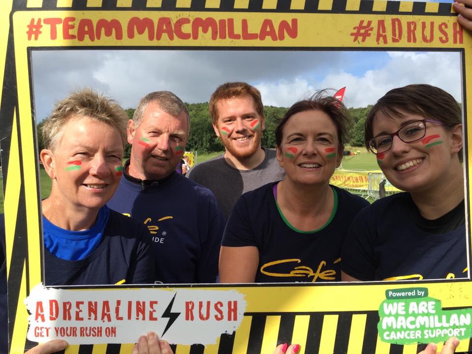 CafeduMondeUK's tweet photo. The Bean Team raring to go -#AdRush #teammacmillan @macmillankent https://t.co/SYg9KBwJSF