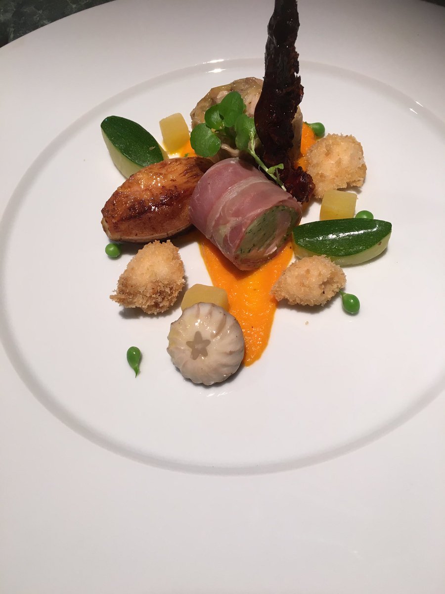 ChefatHomeACT's tweet photo. @ChefatHomeACT this could be dinner tonight. #howgoodisfood @AnnaJ31 https://t.co/cgtARiAbEM