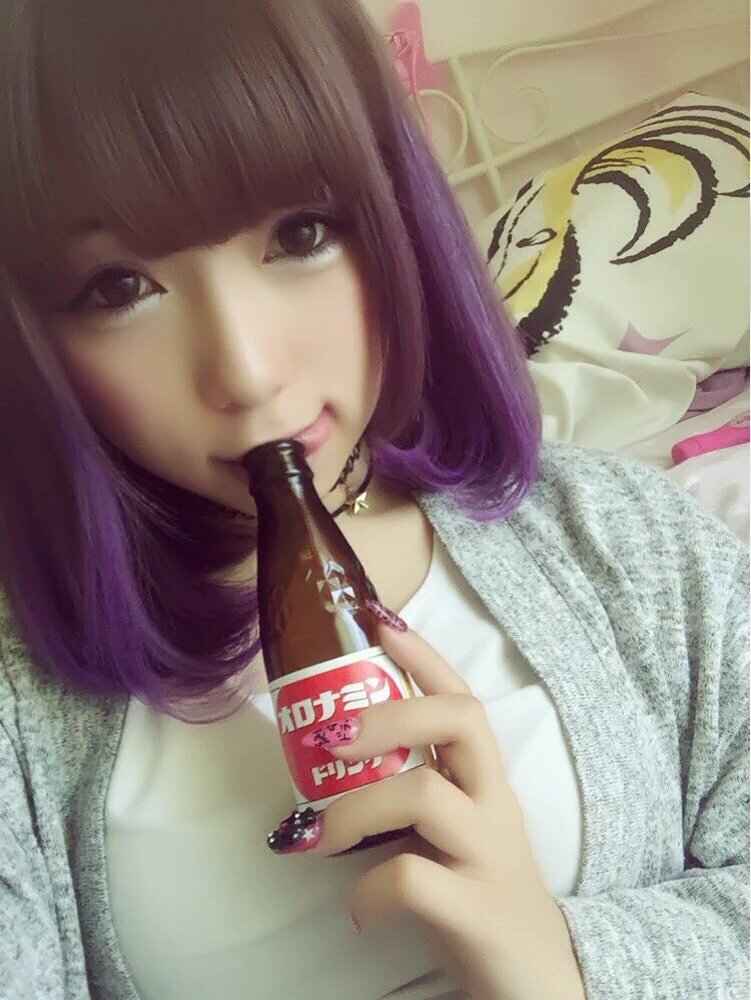 バーレスク東京行くとゆにちゃんっていうめちゃくちゃ可愛い子が癒してくれるょ