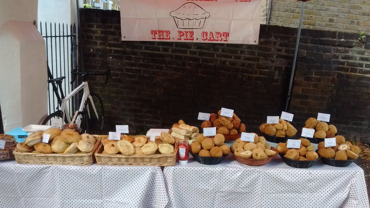 All set in sunshine after the rain <a href="/E17village/">E17 Village Market</a> market, come for a browse and a feed!