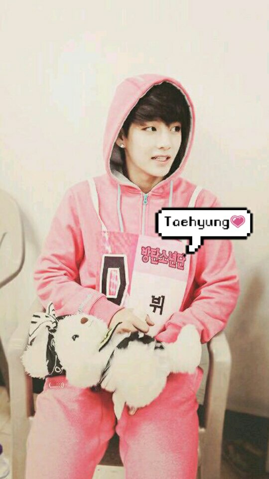 _kpop_stuff's tweet photo. 🌻BTS - Taehyung🌻
🌻RT🔁 e curte se vc gostou ou salvou.🌻
🌻Print se vc usar!  ~ Fran🌻 https://t.co/tPutJl1QTZ