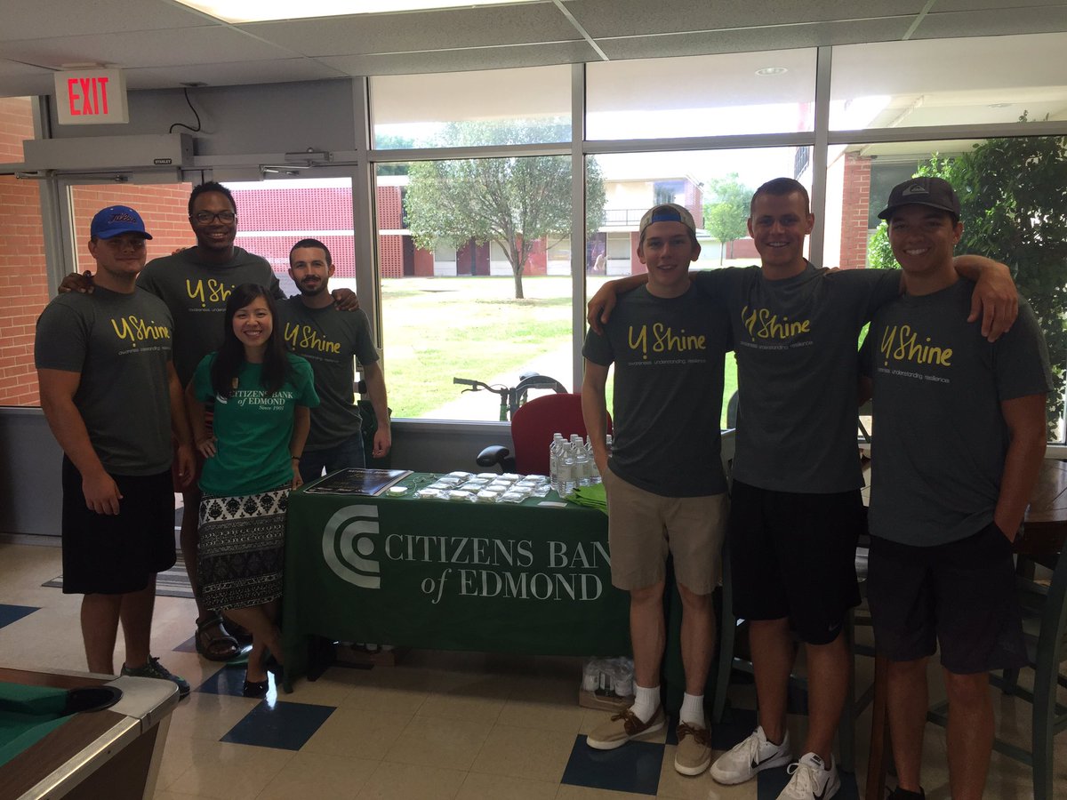 CitizensEdmond's tweet photo. Glad to hang out with some Delta Gamma Sigmas this morning @okchristian #MoveInDay! #backtoschool https://t.co/vehNHJL5ld