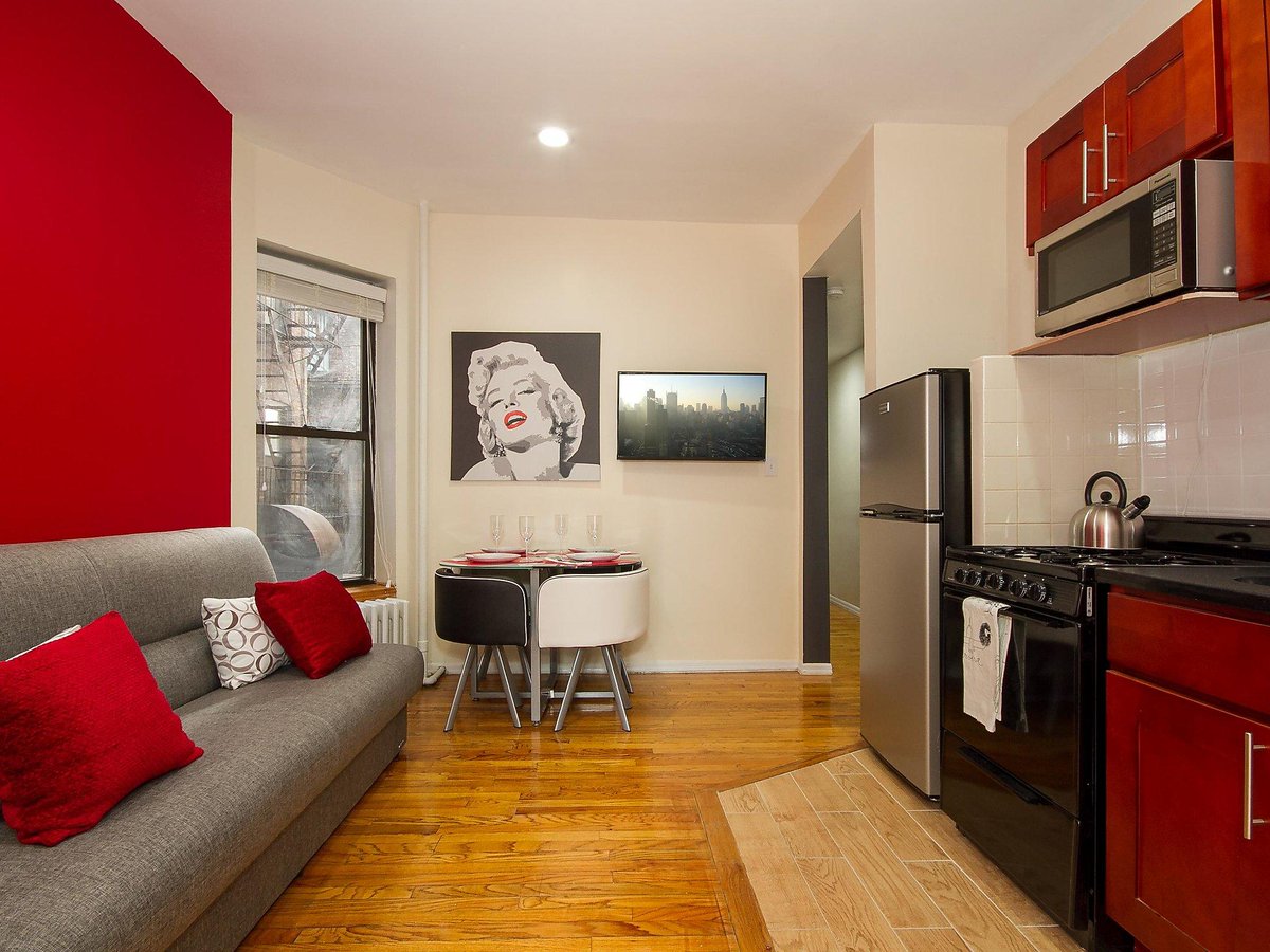 InterhomeBE's tweet photo. Beleef New York City als een echte ‘local’ https://t.co/ATBeR6BHkm https://t.co/Wfrdh09Afh