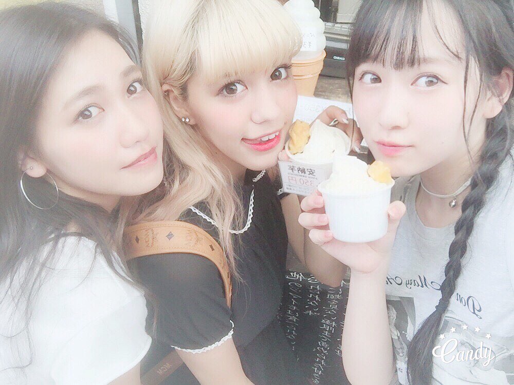 yulayula8's tweet photo. 福岡入りして、わいわい。
きょうは観光できたー

海みれたのよかったなー https://t.co/0iz2pYWQIq