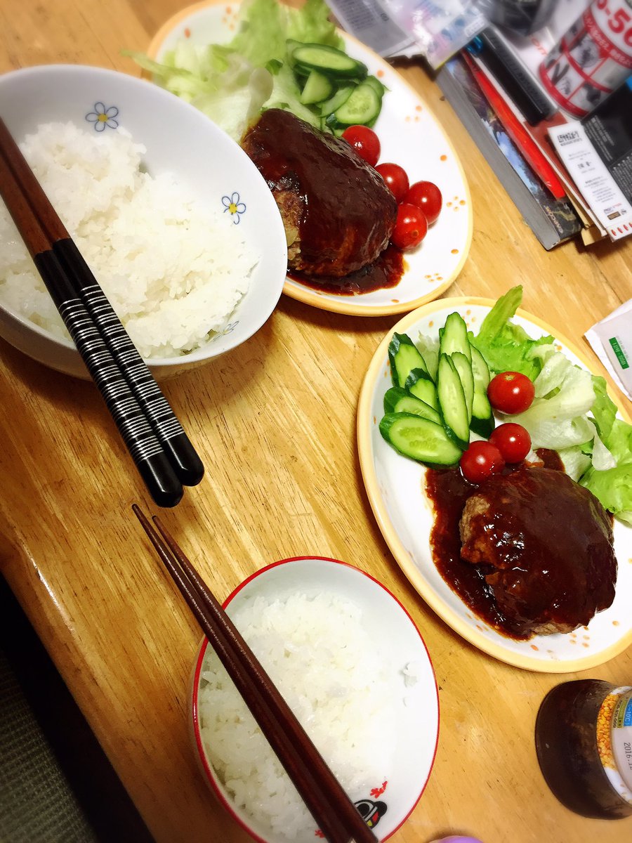 06mika011's tweet photo. 食べるぅ(/ω＼) https://t.co/8iPYowjm5B