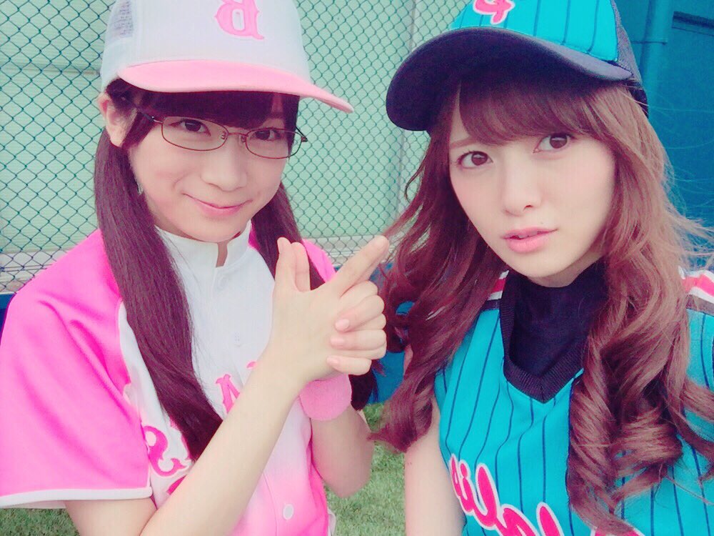 fa10021's tweet photo. 2人ともおめでとう🤗
#白石麻衣生誕祭 
#秋元真夏生誕祭 https://t.co/mbXPMNN9QI