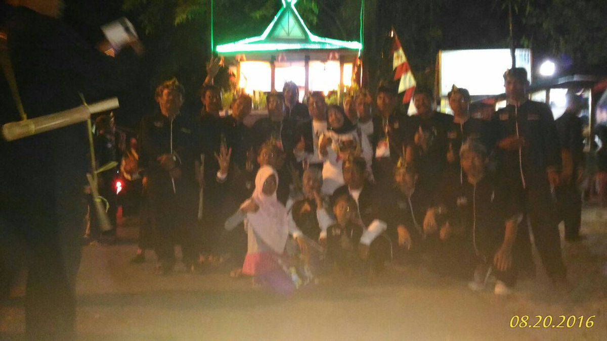 Kec_Darangdan's tweet photo. Sampurasun purwakarta# DARANGDAN SETIA, kompak abis#pawai kentongan @DediMulyadi71 @eef4a9502dfd4bc @HumasPWK https://t.co/EFIQWbJ1jL
