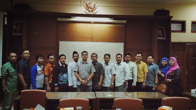 AmrieLufe's tweet photo. Team Formatur pembentukan IKA USM https://t.co/WEm8et8TsG
