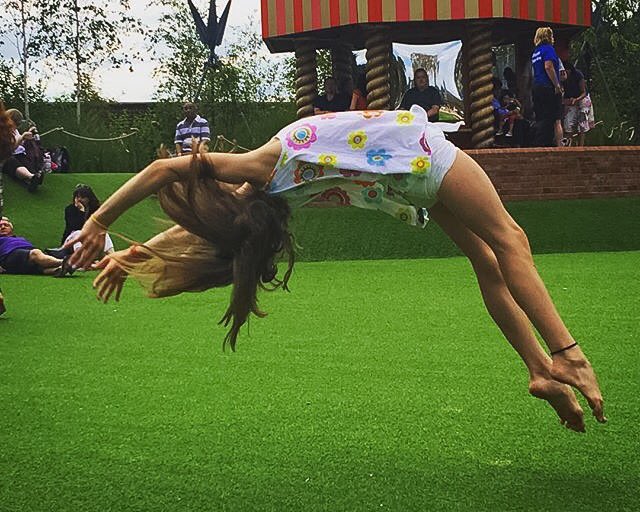 flosshills's tweet photo. Gymnastics everywhere... https://t.co/tBobYbcOCM